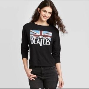 🔴NWOT The Beatles British Flag Long Sleeve crop Tee SIZE Med
